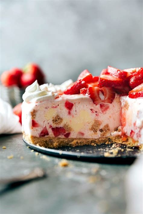 No Bake Strawberry Cheesecake Ice Cream Pie Chelseas Messy Apron