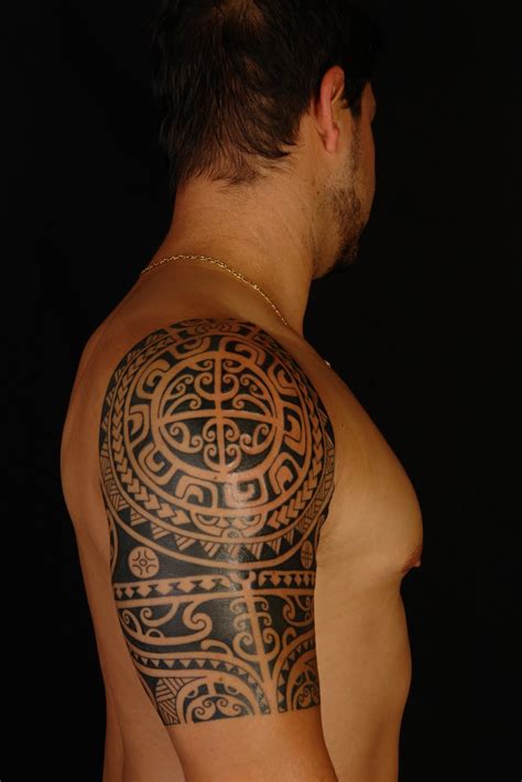Maori Polynesian Tattoo Polynesian Shoulder Tattoo On Anthony