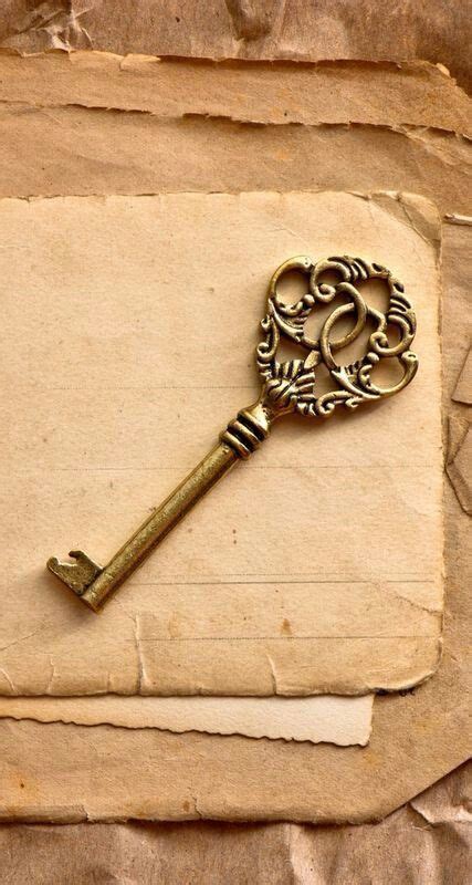 Ancient Key Knobs And Knockers Door Knobs Door Handles Ancient Key Ancient Artifacts