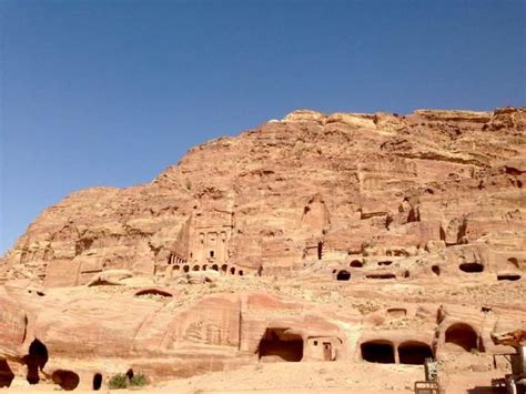 Petra The Jewel Of Jordan Part 1 Mini Guide Maninio