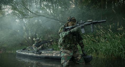 Navy seals movie reviews & metacritic score: Must Watch Navy SEAL Movies