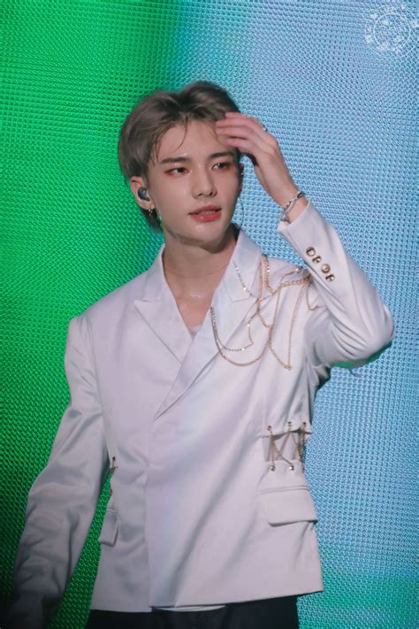 Drama Queens, Dream Boy, Man Alive, My Crush, Males, Boy Groups, Debut