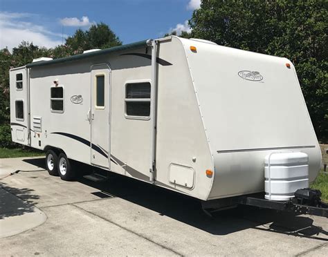 Camper for rent in Central Florida Looking to go camping in the Central