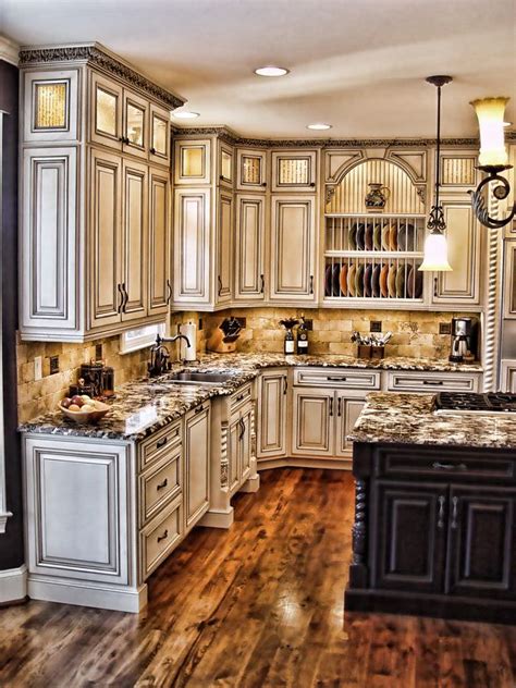 Going in, i, like many earnest diyers of the past, had high so, you're tired of your outdated kitchen and you have a small budget? 28+ Kitchen Cabinet Designs, Decorating Ideas | Design ...