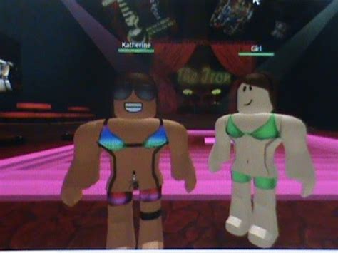 Roblox Pool Party Youtube