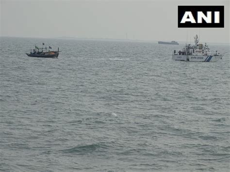 Ani On Twitter Indian Coast Guard In Joint Ops With Ats Gujarat