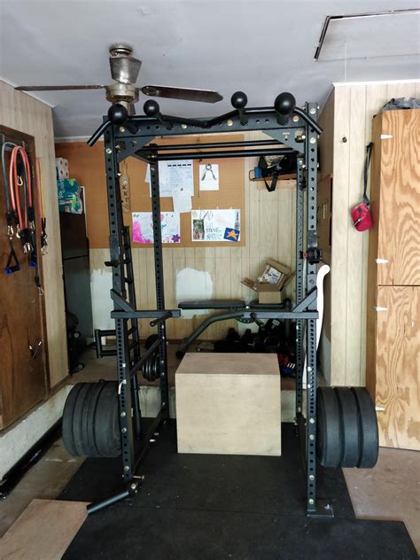 We're all about saving space, but hey, it's your gym. Garage Gym Setup with New Titan T3 : homegym