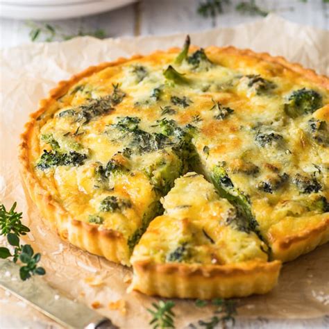 Vegetarian Broccoli Quiche The Loopy Whisk