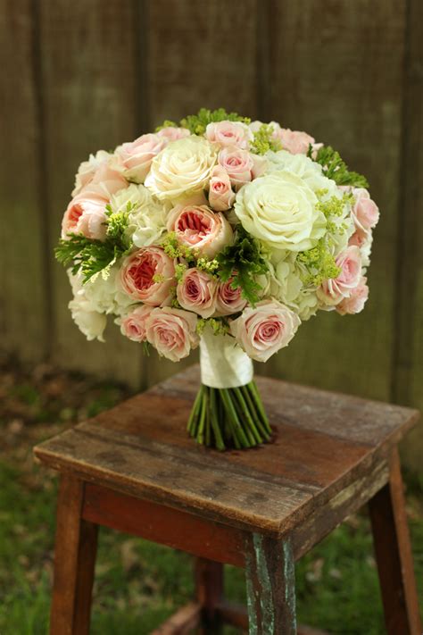 We did not find results for: Lavish & Unique Bridal Bouquet Ideas - MODwedding