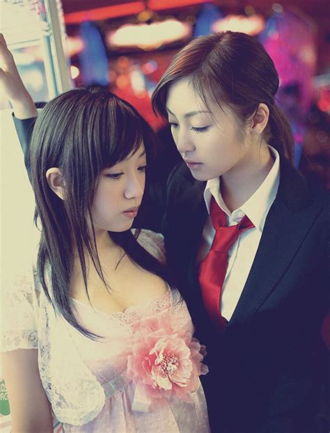 Asian Lesbians ♥ Hot Couples Beauty Girl Lesbian