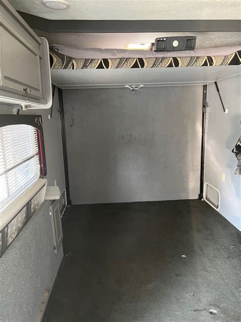 20 Foot Toy Hauler Travel Trailers And Campers North Bay Kijiji