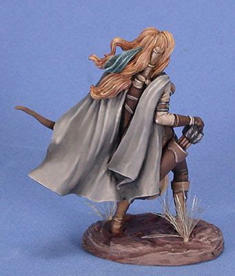 Female Blind Warrior Dark Sword Miniatures