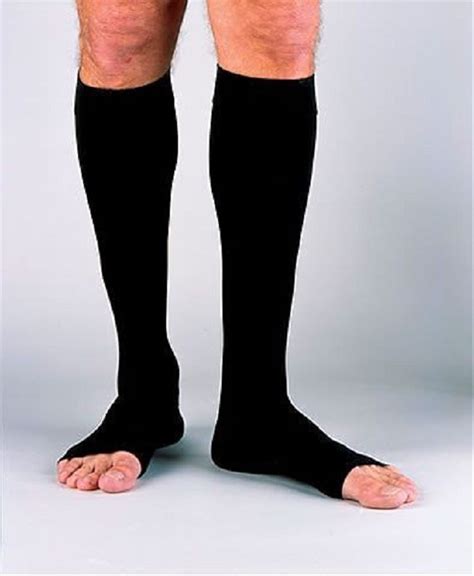 jobst for men 30 40 mmhg knee high ribbed compression socks
