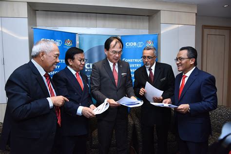 Amalan pembinaan dalam penggunaan jentera dan mesin secara optimum. CIDB bakal sedia penginapan lebih baik untuk pekerja ...