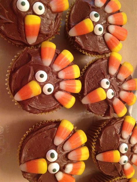 For younger kids, sometimes assembling is easier than cooking, and that's all they'll have to do to make these thanksgiving treats. Thanksgiving Table Ideas via Pinterest | Thanksgiving ...