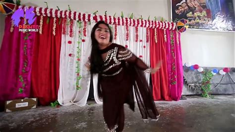 Maryam Nawaz New Hot Dance Stage Show In Peshawar Youtube