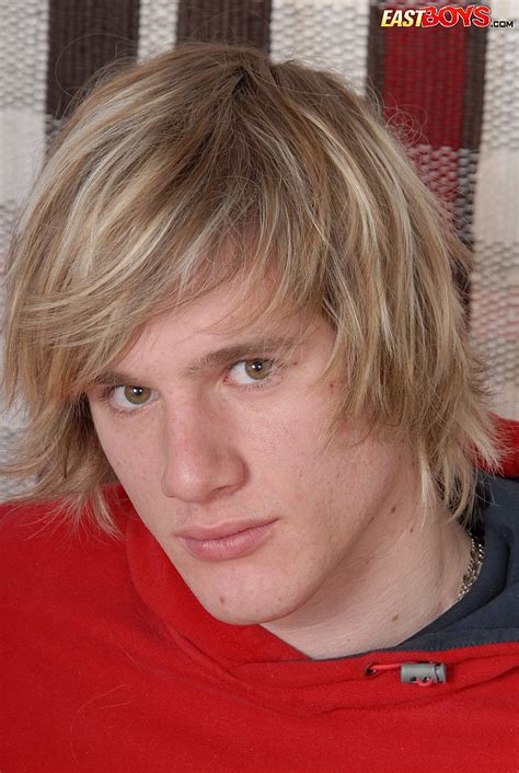 Buy & sell electronics, cars, clothes, collectibles & more on ebay, the world's online marketplace. Nice czech student take off his pants and shows uncut dick