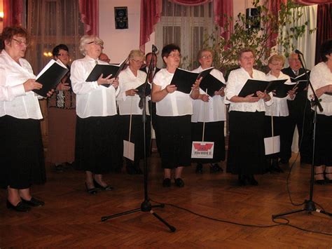 Zespół Śpiewaczy Wesołe Bajaderki Miejsko Gminny Ośrodek Kultury im