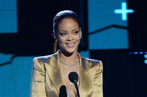 Rihanna Drops Eighth Studio Album Anti On Tidal