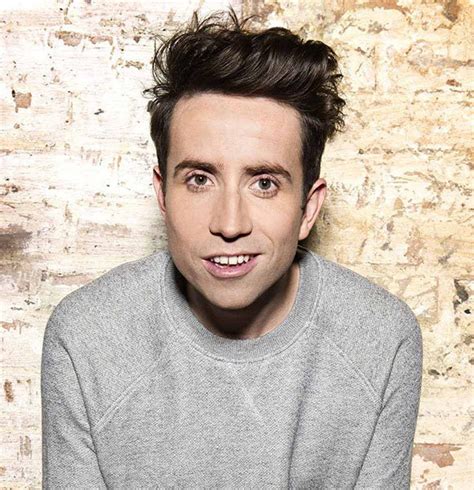 Gousto, the recipe box delivery brand, is inviting consumers to a virtual dinner party with nick grimshaw, paloma faith, katherine ryan and david haye. Nick Grimshaw Gay, Partner, Salary, Family, Net Worth