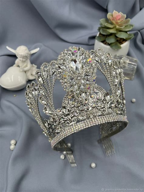 Корона для конкурса красоты Мисс туризм Крыма 2022 в интернет