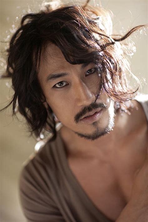 Chuno S Han Jung Soo In Men S Health Dramabeans Korean Drama Recaps