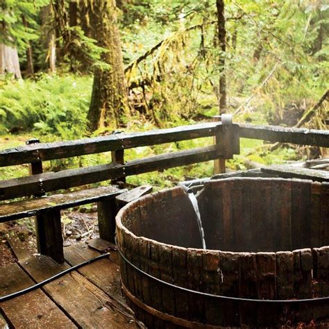 The 8 Best Hot Springs Around The World For Soothing Your Body And Mind