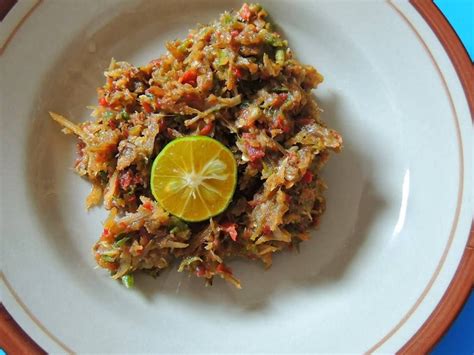 Budak sekolah rendah pun boleh buat, haha. Resepi Ikan Tenggiri Masak Sambal Cili Api ~ Resep Masakan ...