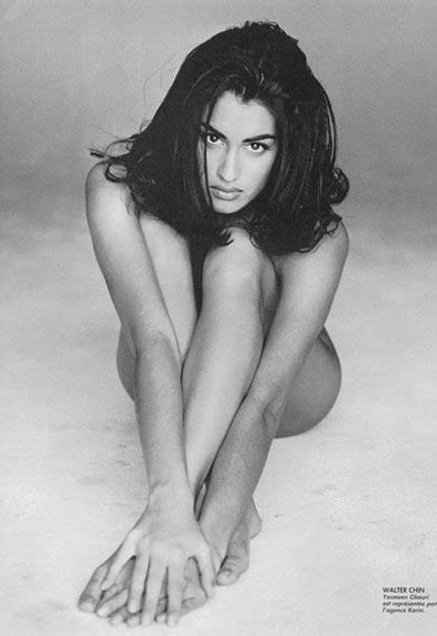 Yasmeen Ghauri Bandw Ds1015