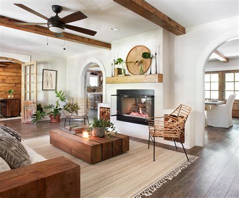 Rustic Coastal Design Tips From Joanna Gaines Fixer Upper Living Room