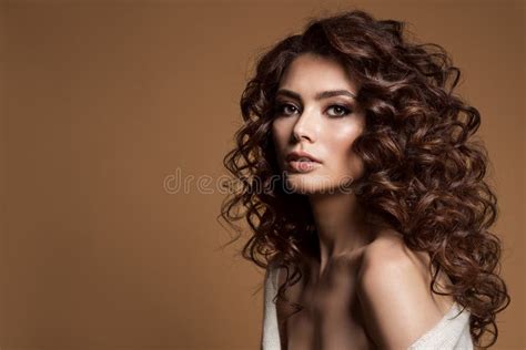 147 Dark Curly Hair Italian Woman Stock Photos Free And Royalty Free