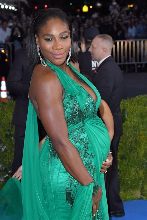 Pregnant Serena Williams Goes Into Labour And Clears An Entire