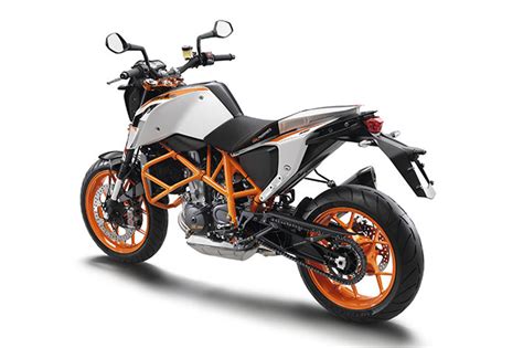 Ktm duke 690 is launching in india in a few months. 2015 KTM 690 DUKE R ABS Review - Top Speed