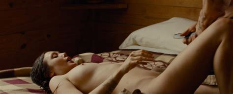 Elizabeth Olsen nude pics página