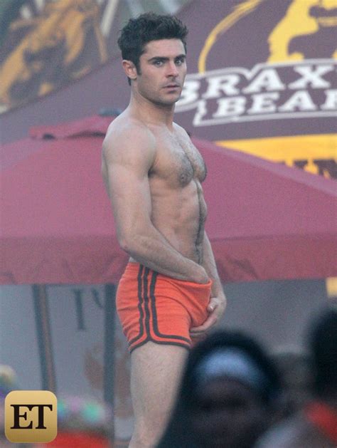 Zac Efron S Shirtless Pack Is On Full Display As He Shamelessly