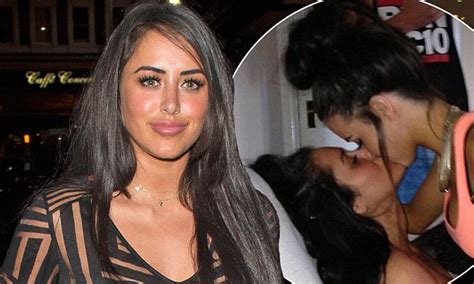 Geordie Shores Marnie Simpson Kissing A Girl Emerges On Instagram Fan Account Daily Mail Online