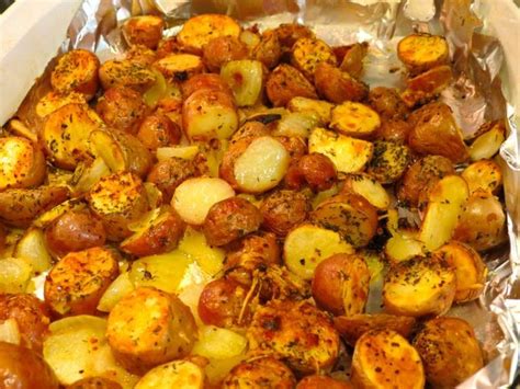 Oven Roasted Red Skin Potatoes Supper Plate Enjoy Delicious Dinners On A Budget Easy Crispy