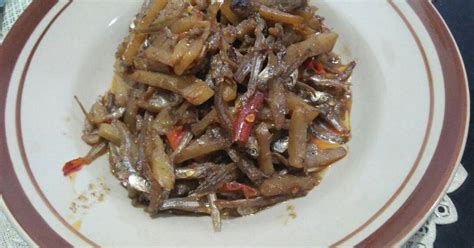 The most common meat used in tinorangsak is pork. Resep Sambal kentang teri goreng oleh Nurul Sya' bani - Cookpad