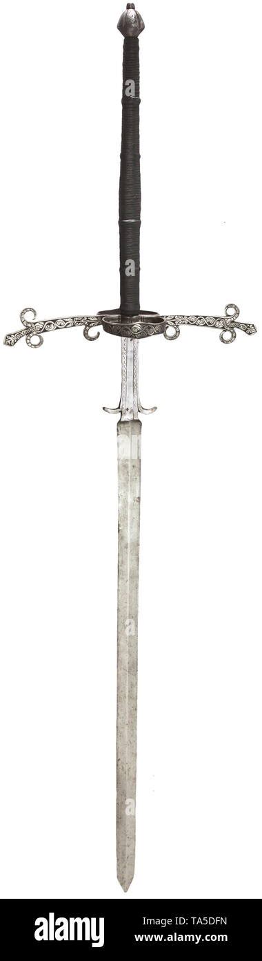 Una Espada De Dos Manos Alemanas Circa 1600 Recta Con Cuchilla De