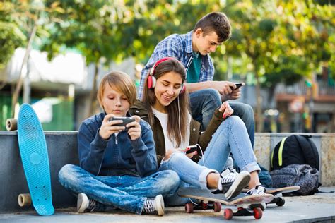 Teens And Social Media How Does Social Media Affect Teenagers Mental