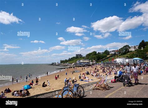 Southend Beach Hi Res Stock Photography And Images Alamy