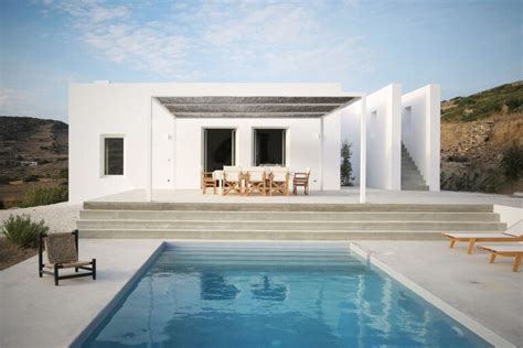 Modern And Minimalist House On The Island Of Paros Greece