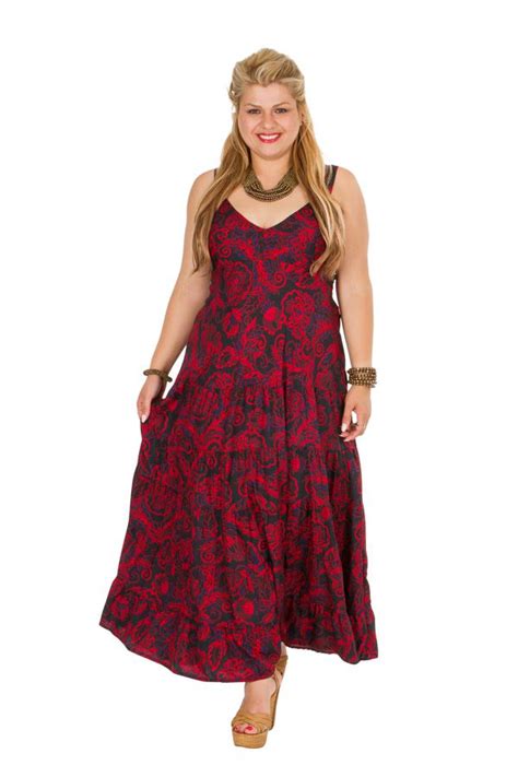 Un grand choix de vetements boho boheme chic accessoires bijoux robes mariage robes longues boheme de qualite a prix tres doux. Robe longue grande taille rouge chic pour mariage Any