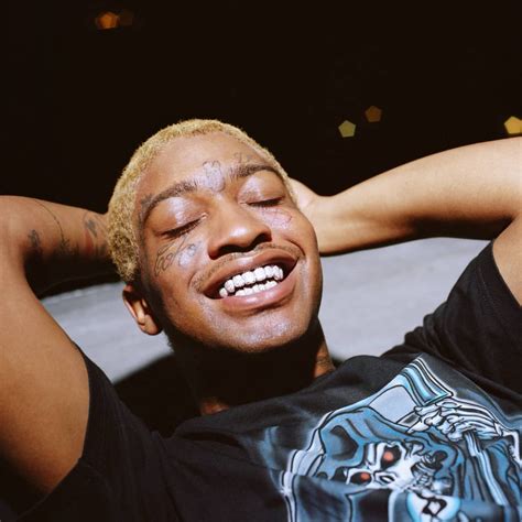 Lil peep, kimi no na wa, night, stars, shooting stars. Lil Tracy is getting better | Tracy, People, Rappers
