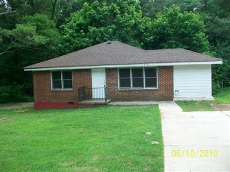 Find foreclosure homes listed by banks and government agencies online or with the help of a real estate agent. Cheap Atlanta Foreclosures: Leads on Foreclosed Atlanta ...