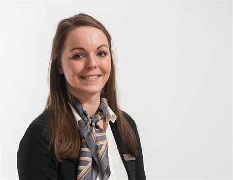 Wenn sie mehrere konten haben, erhalten sie pro konto eine iban. Marie: 1. Lehrjahr zur Bankkauffrau bei der VR Bank Niebüll