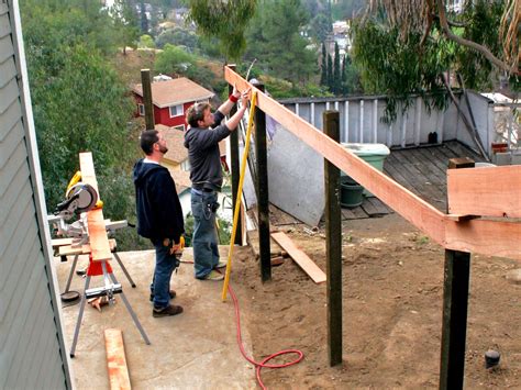 Building A Horizontal Plank Fence Hgtv