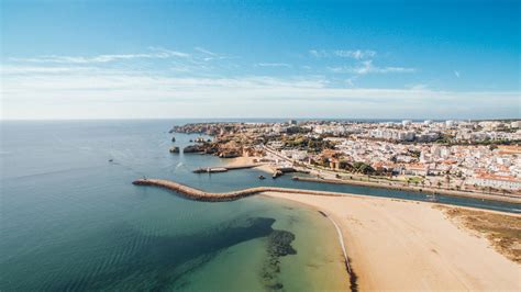 9 Mind Blowing Beaches In Lagos Portugal Wapiti Travel