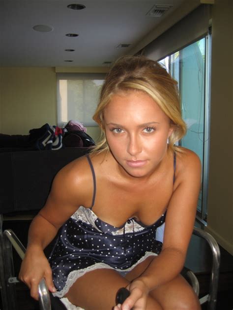 Hayden Panettiere Naked 15 Photos Part 2 Thefappening