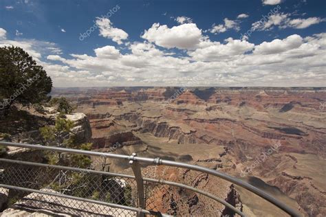 Beautiful Grand Canyon Landscape View Tourist Railing — Stock Photo